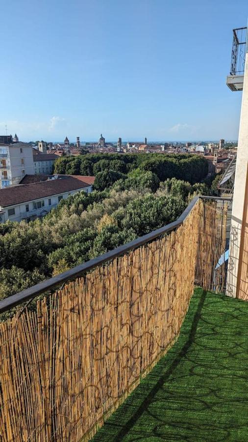 La Terrazza Del Re Apartment Vercelli Exterior photo
